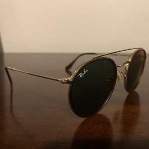 Men’s Ray-Ban Round Sunglasses in Brown and Gold